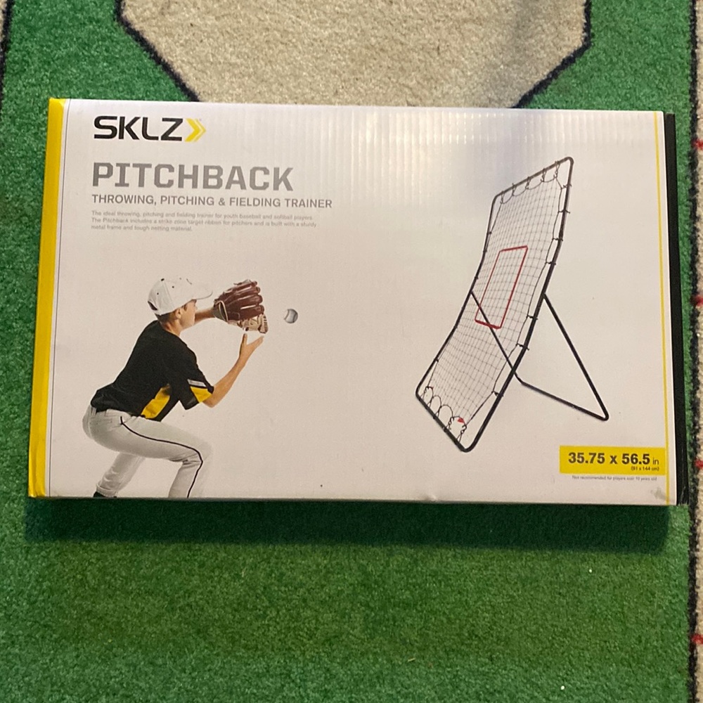NEW Never Opened Sklz Pitchback throwing net